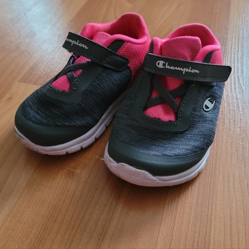 Champion Girls First Walking Shoes Sneaker Munchkin Pink Grey Active Size 4M